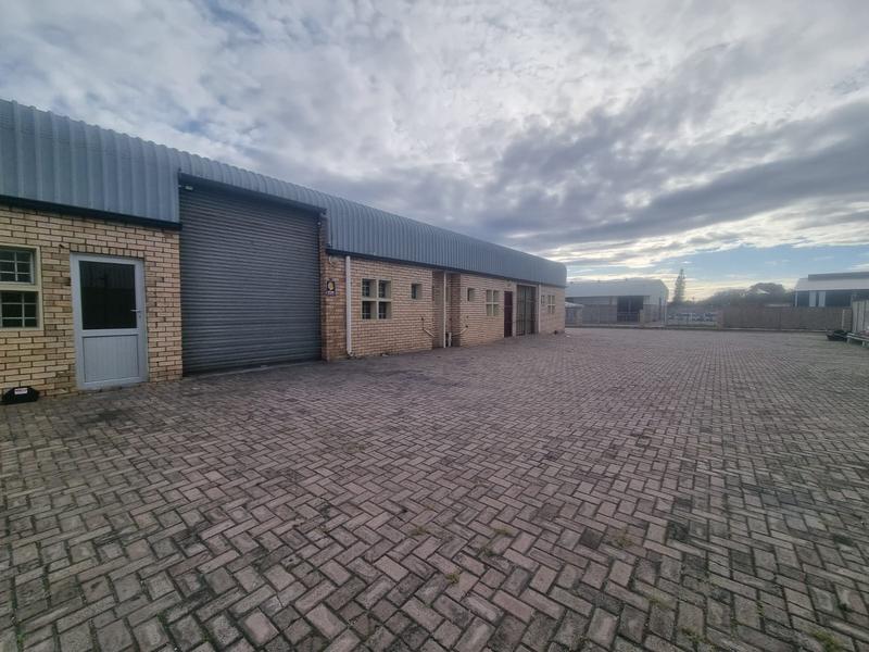 To Let commercial Property for Rent in Walmer Eastern Cape